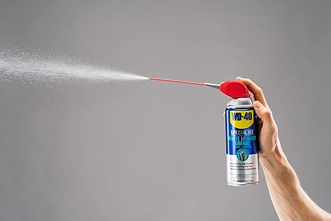 WD-40 Specialist White Lithium Grease Spray with SMART STRAW SPRAYS 2 WAYS, 10 OZ
